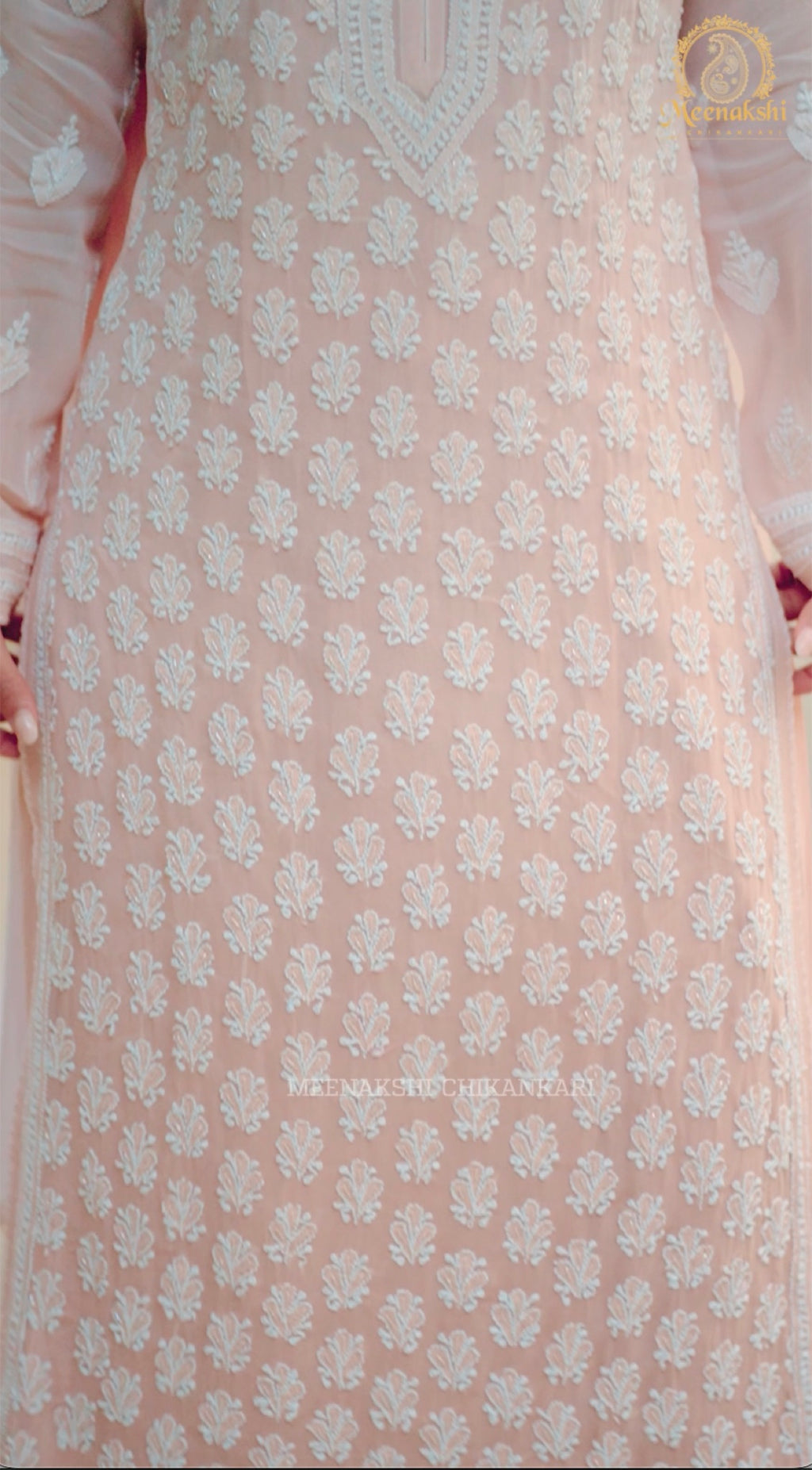 05FJ Jabili Chikankari Kurti Pant Set