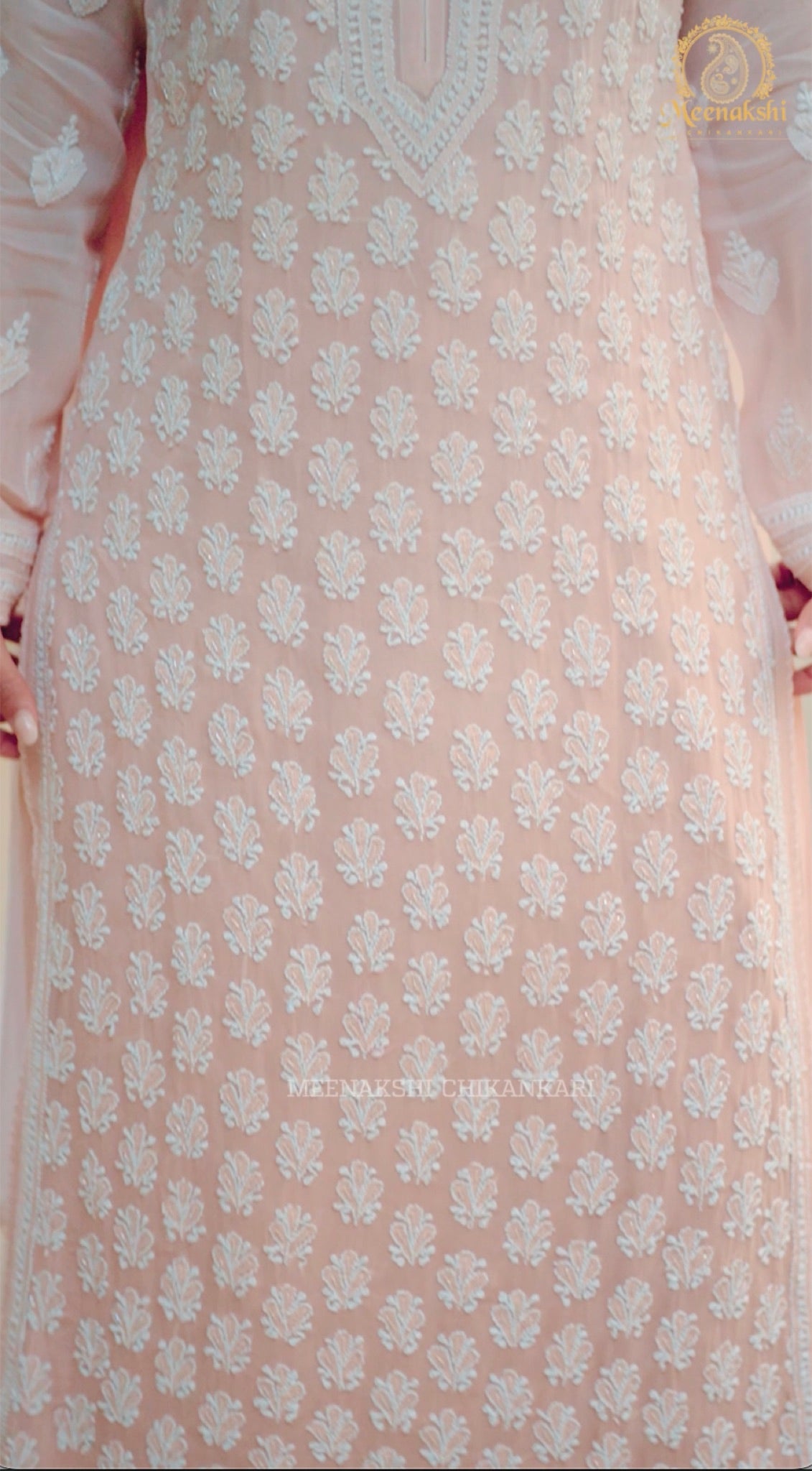 05FJ Jabili Chikankari Kurti Pant Set