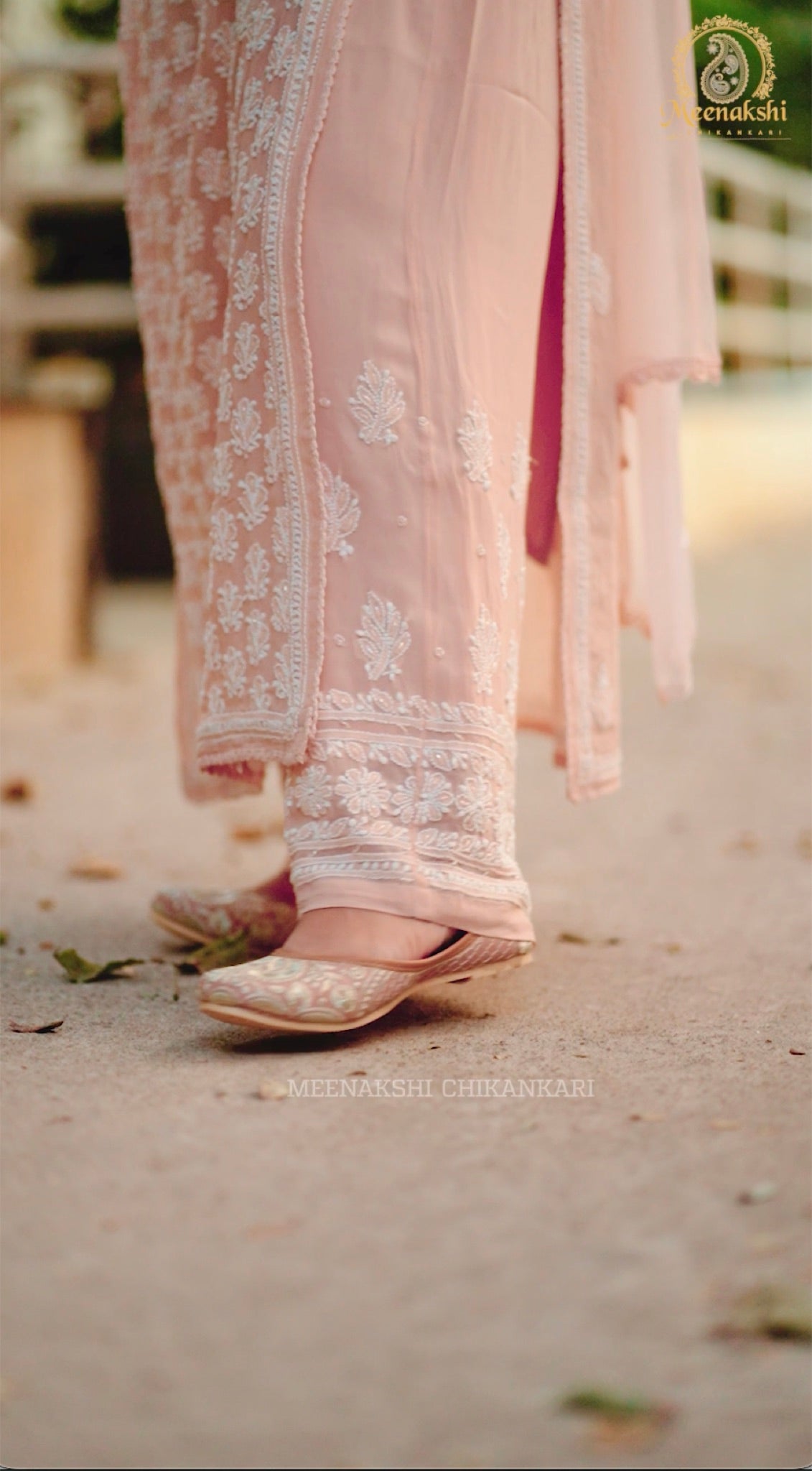 05FJ Jabili Chikankari Kurti Pant Set