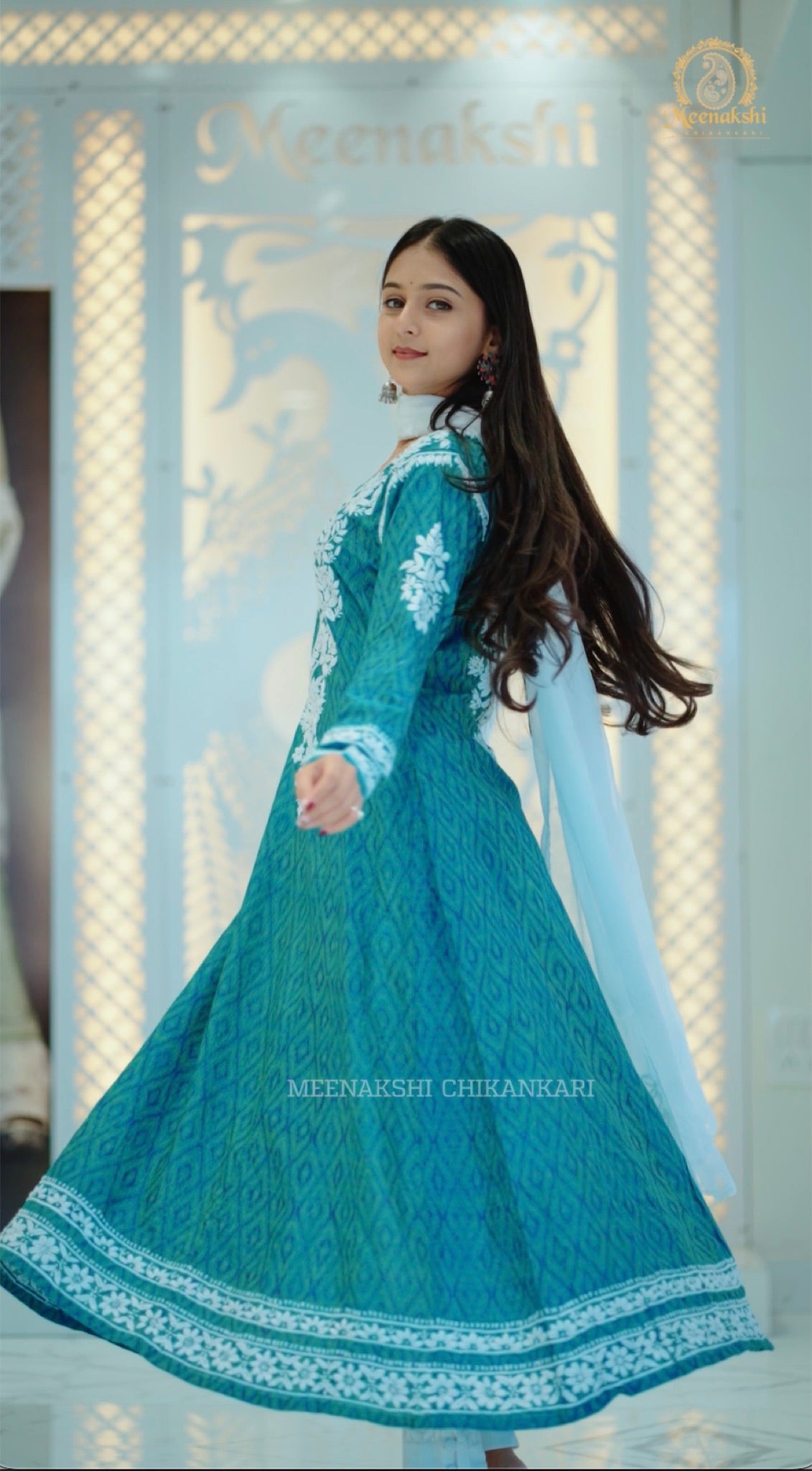06FJ Jabili Ikkat Print Chikankari Anarkali