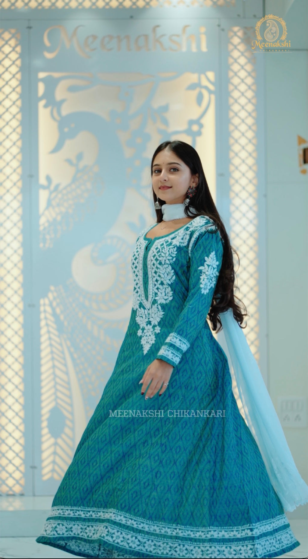 06FJ Jabili Ikkat Print Chikankari Anarkali