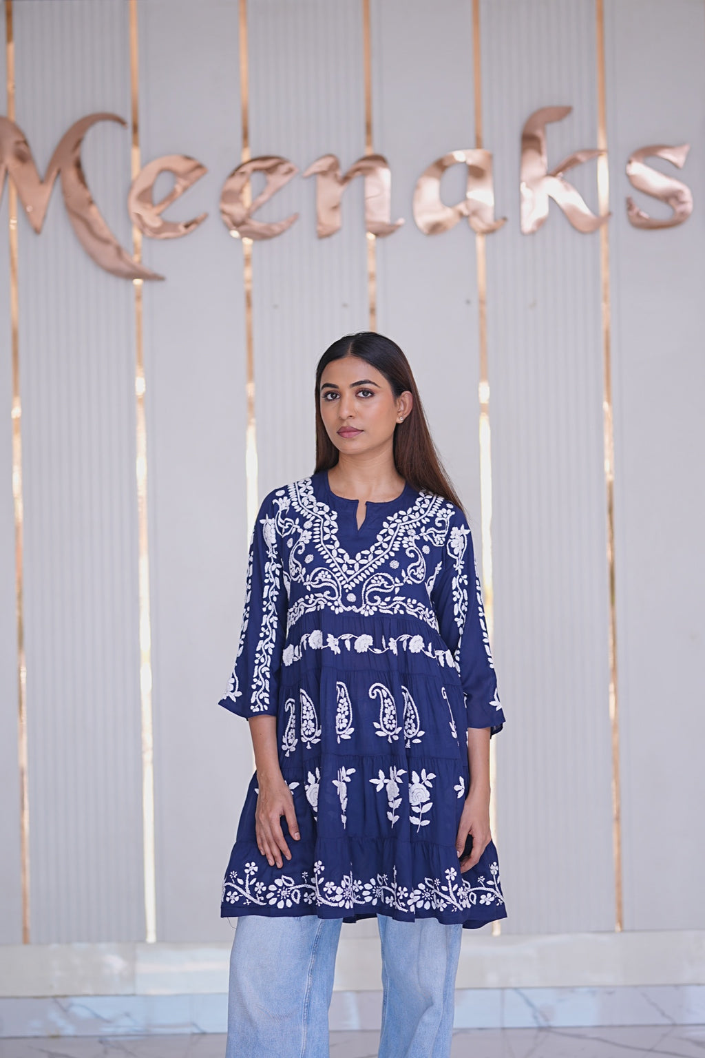 17M Medha Chikankari Short Kurti