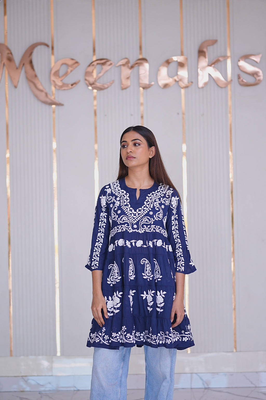 17M Medha Chikankari Short Kurti