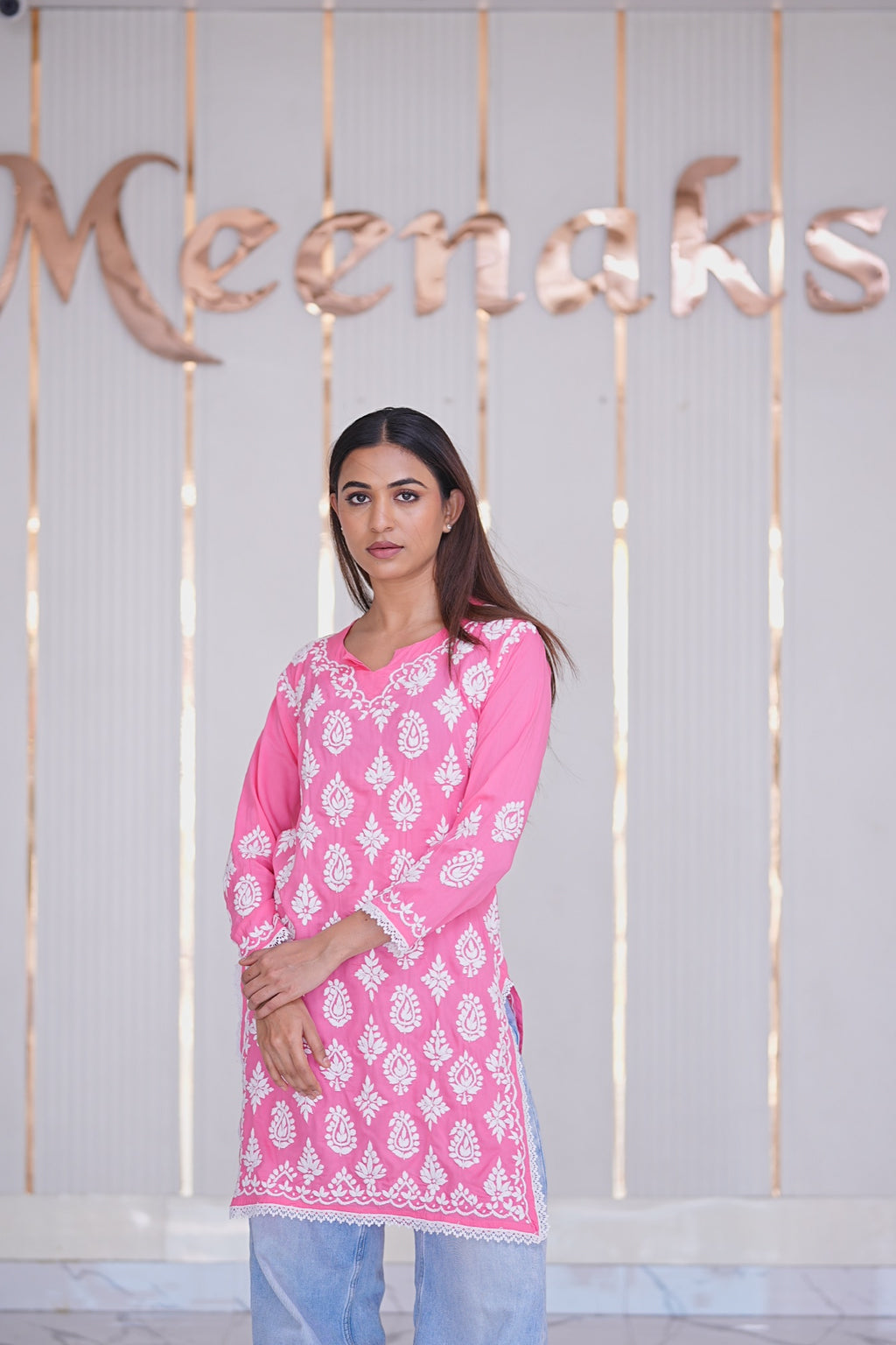 19M Medha Chikankari Short Kurti