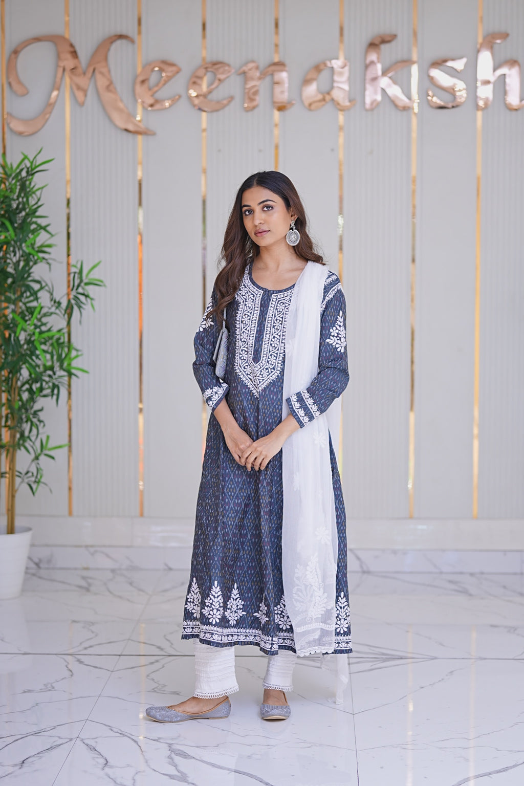 01M Medha Anarkali