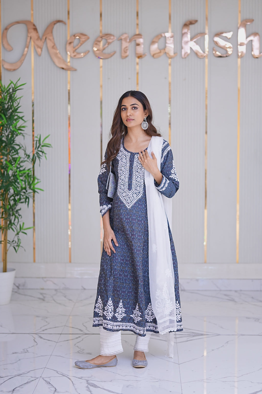 01M Medha Anarkali