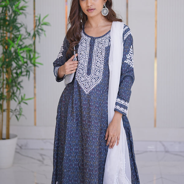 01M Medha Anarkali