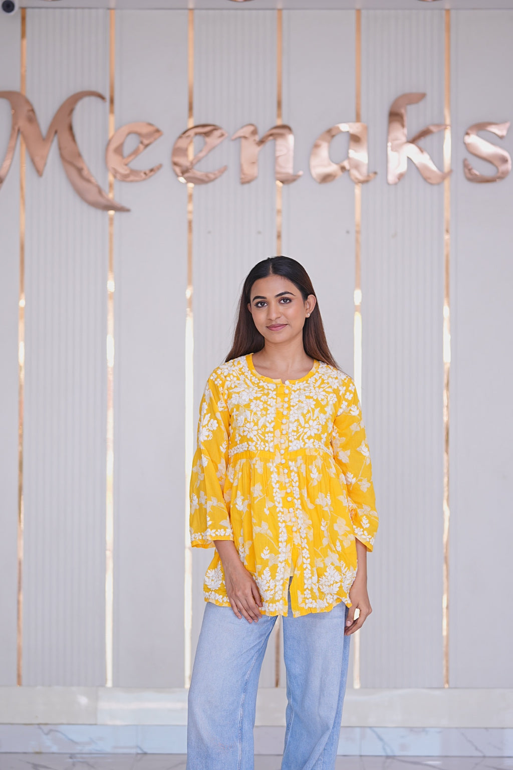 20M Medha Chikankari Short Kurti