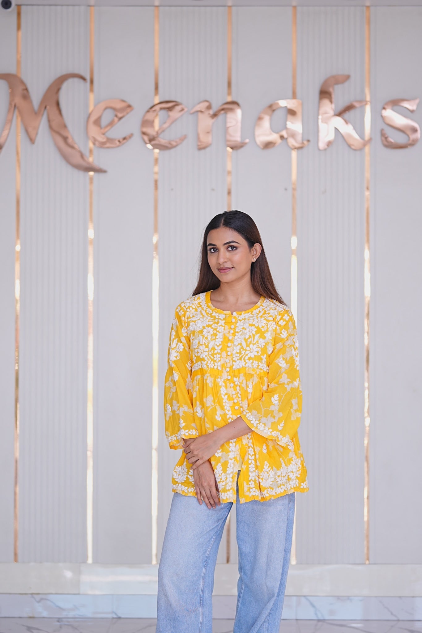 20M Medha Chikankari Short Kurti