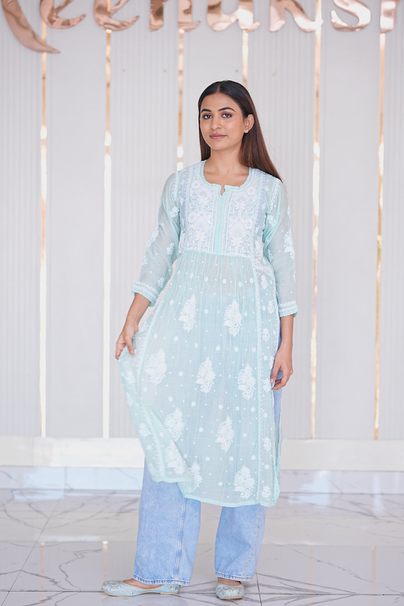 21M Medha Straight Cut Chikankari Kurti