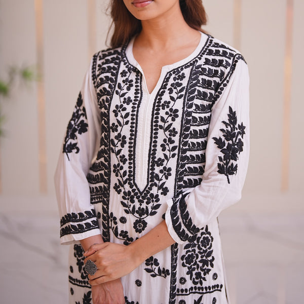 02M Medha Kurti Pant Set