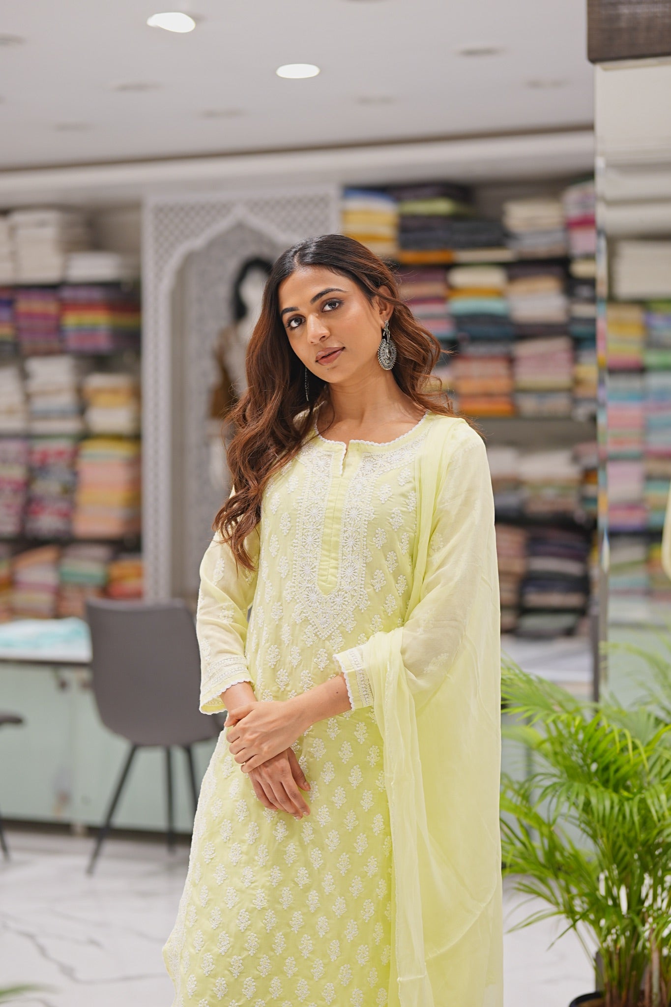33M Medha Chikankari Kurti Pant Set