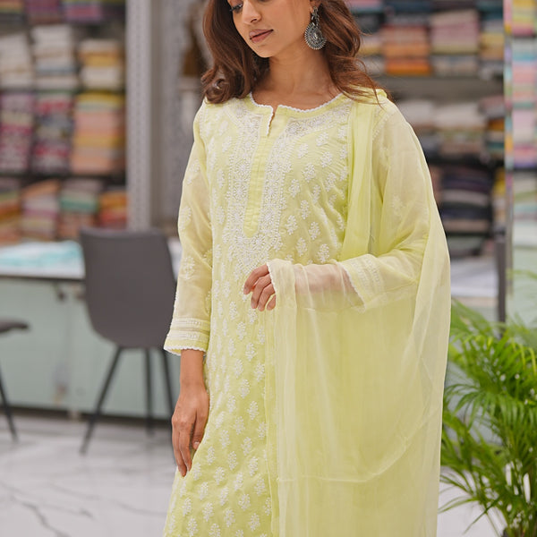 33M Medha Chikankari Kurti Pant Set