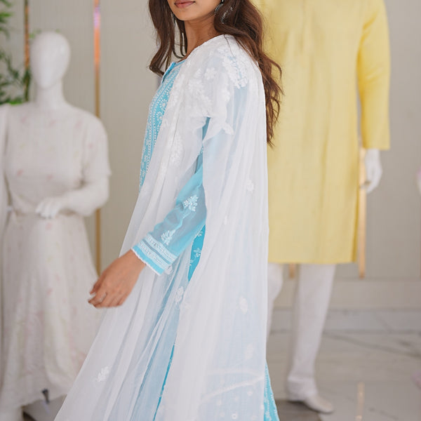 34M Medha Chikankari