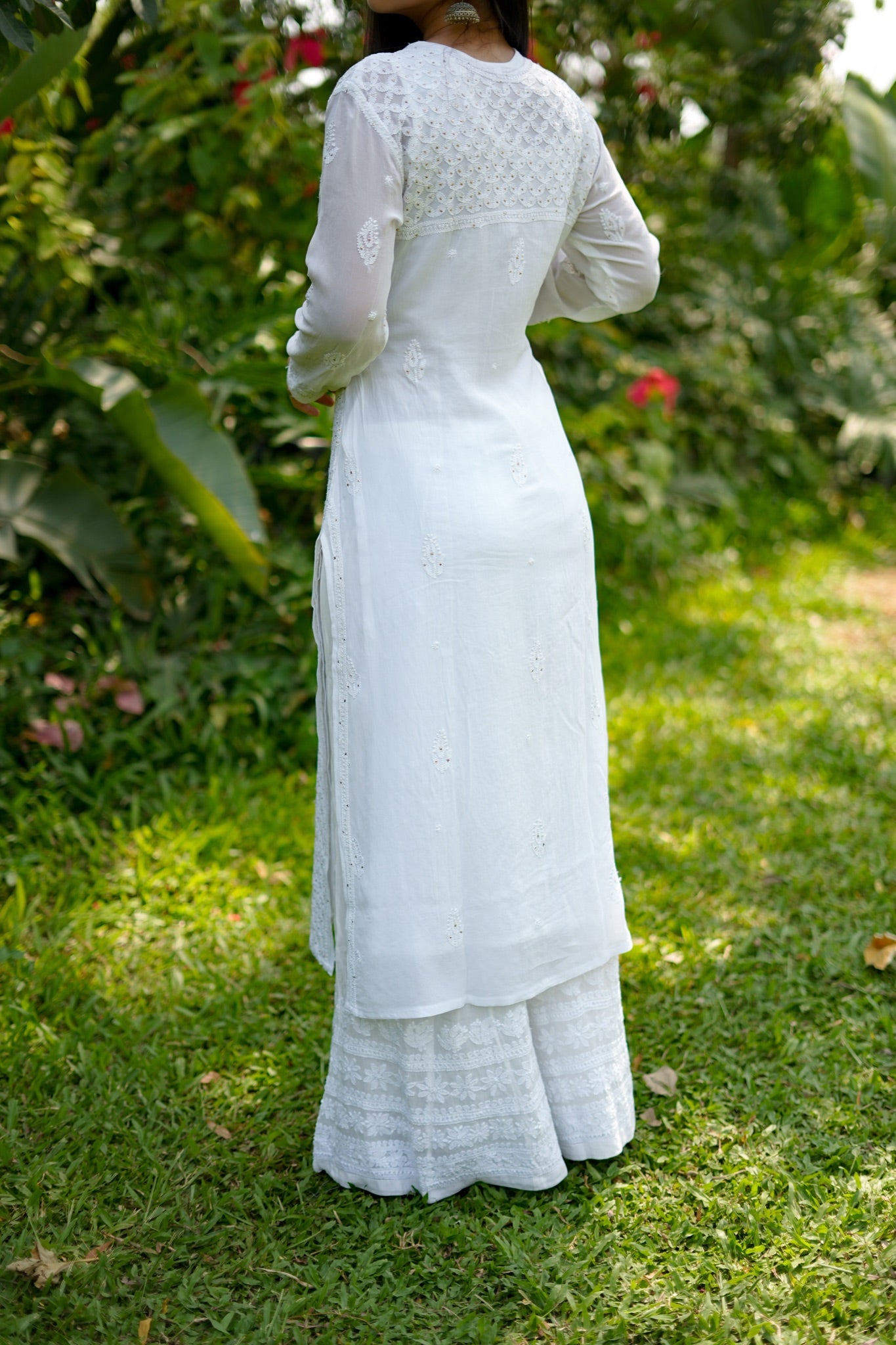 07SJ Jabili Chikankari Kurta