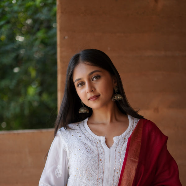 07SJ Jabili Chikankari Kurta