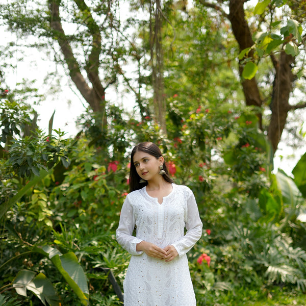 07SJ Jabili Chikankari Kurta